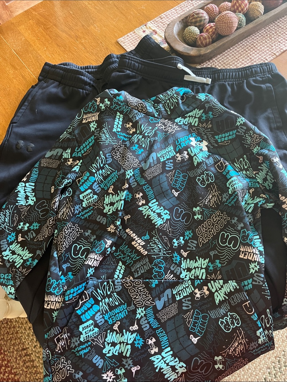 Under Armour Black & Teal Logo Graphic Kids Sweatpants & Hoodie Set